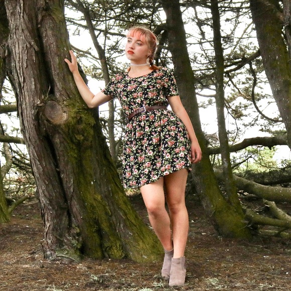 SOLD ON DEPOP - Picture 3 of 8